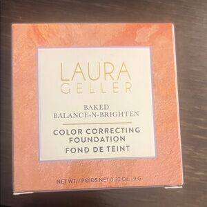 Laura Geller Baked Balance-N-Brighten Foundation - Soft Peach